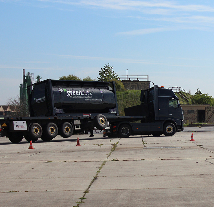 Üben für den Ernstfall – Fahrsicherheitstraining bei KUBE & KUBENZ